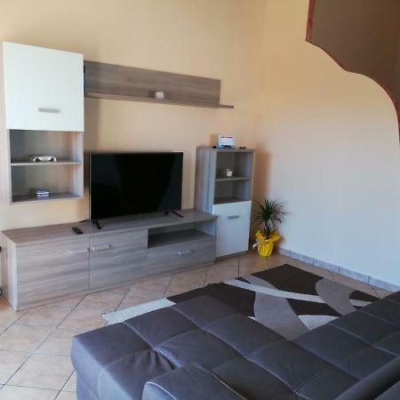 Willa Dolce Casa Sara Collemeto Zewnętrze zdjęcie