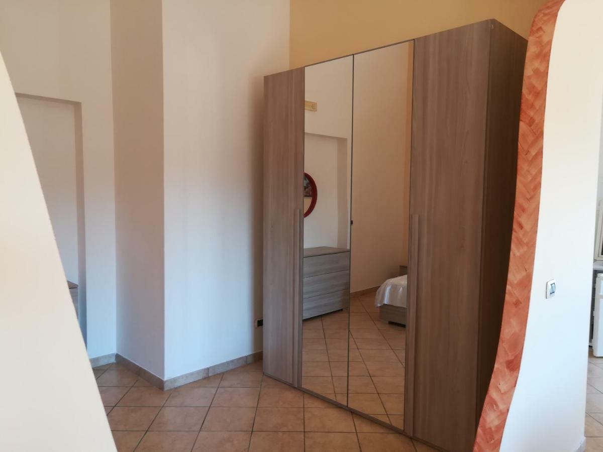 Willa Dolce Casa Sara Collemeto Zewnętrze zdjęcie